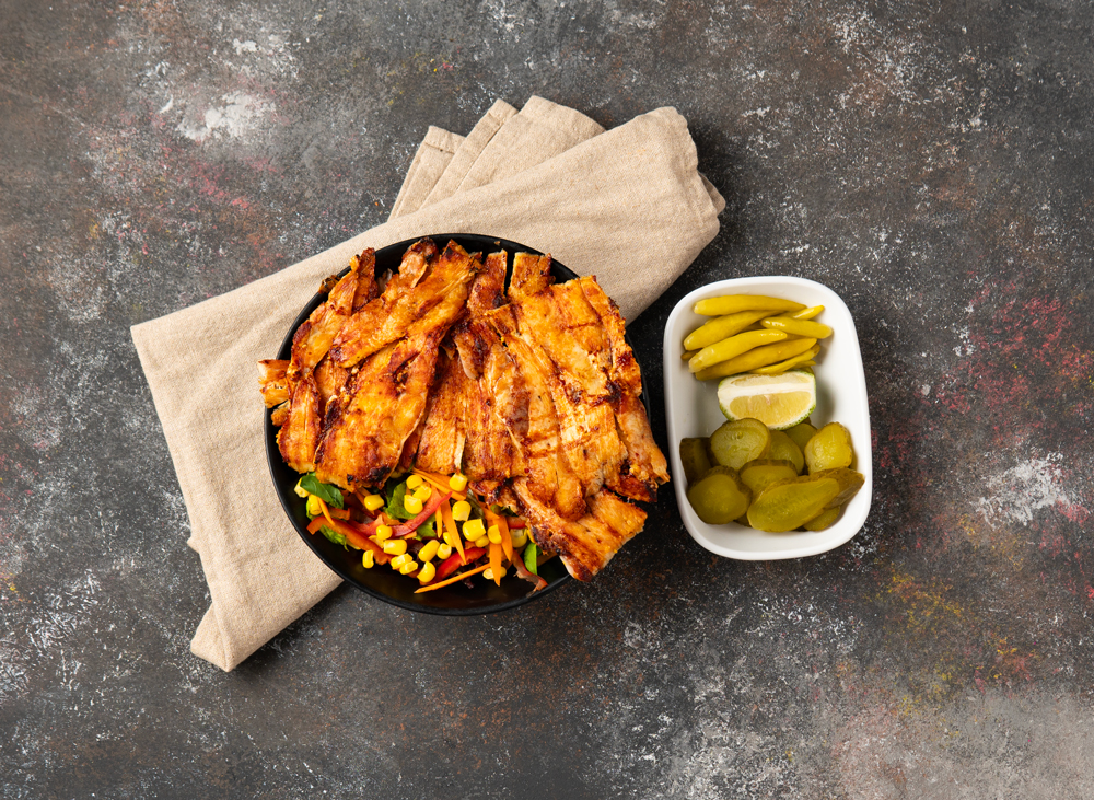 Salata Üstü Tavuk Döner